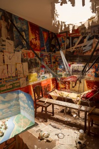 The man that flew into space from his apartment, Ilya Kabakov